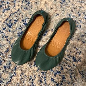 Pacific Green size 10 Tieks